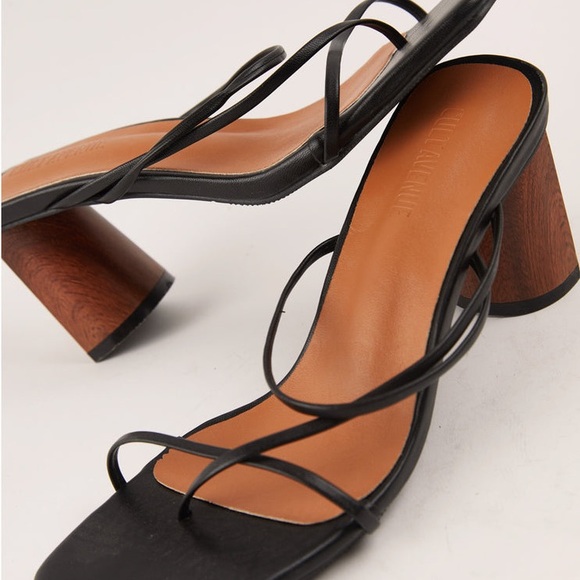 Cult Avenue Willow Strappy Heel - Picture 6 of 8